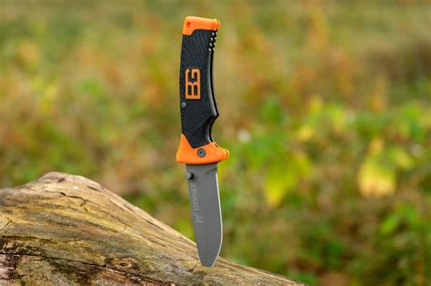 There's almost no limit to how useful a good pocket . . Best canadian made pocket knives